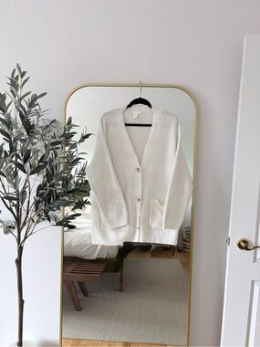 H&M Cream V-Neck Button Front Cardigan